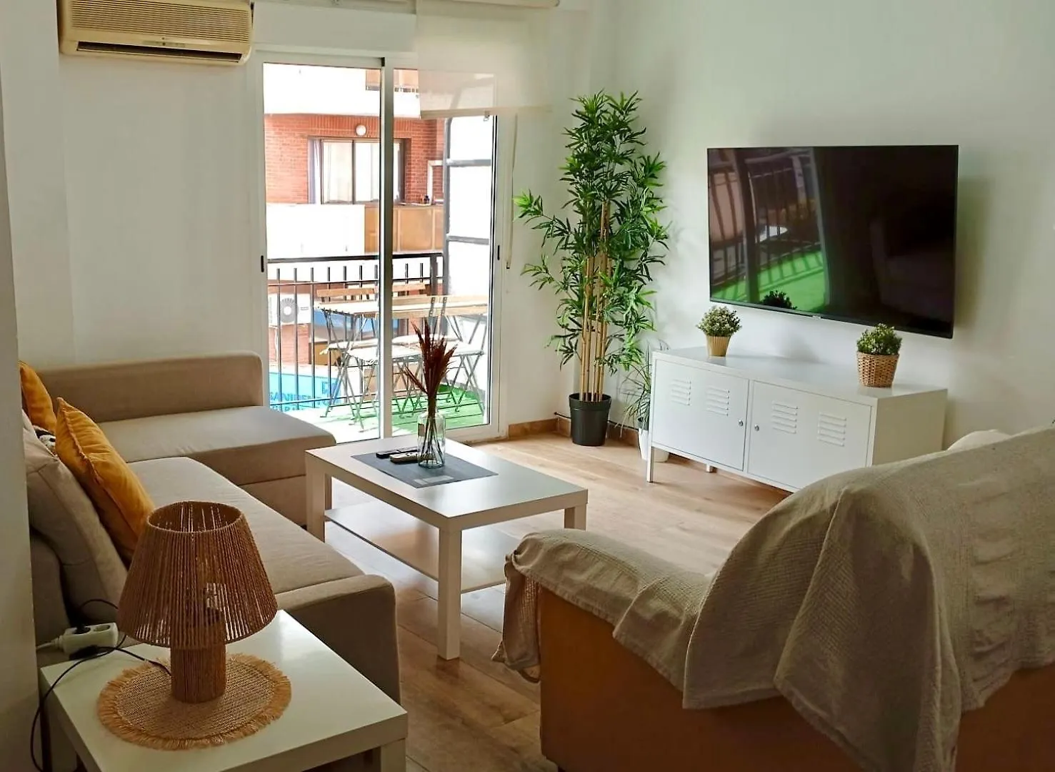 Apartamento Del Mar contacts